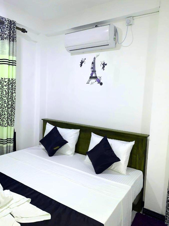Sura Homestay Канди Стая снимка